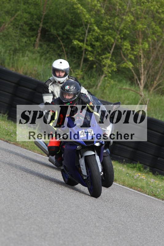 Archiv-2025/10 23.04.2025 Cornu Master School ADR/gruen-vert/47